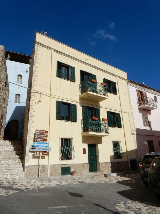 B&B Eleonora D'Arborea, Centro Storico Posada  Exterior foto